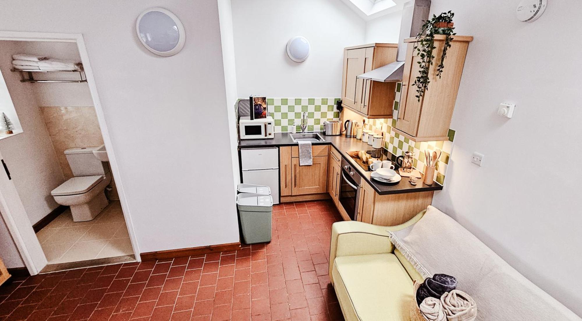 Wild Valley Bunkhouse Llanrhaeadr-ym-Mochnant Extérieur photo